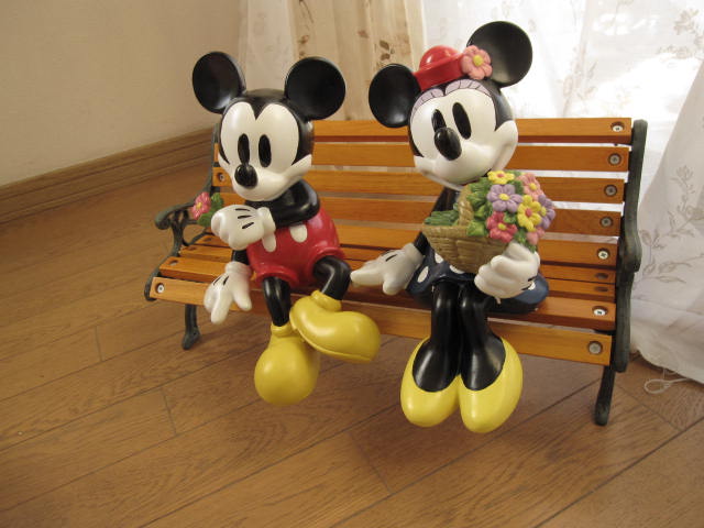 美品】ミッキーマウス＆ミニーマウス セール中 ベンチプランター