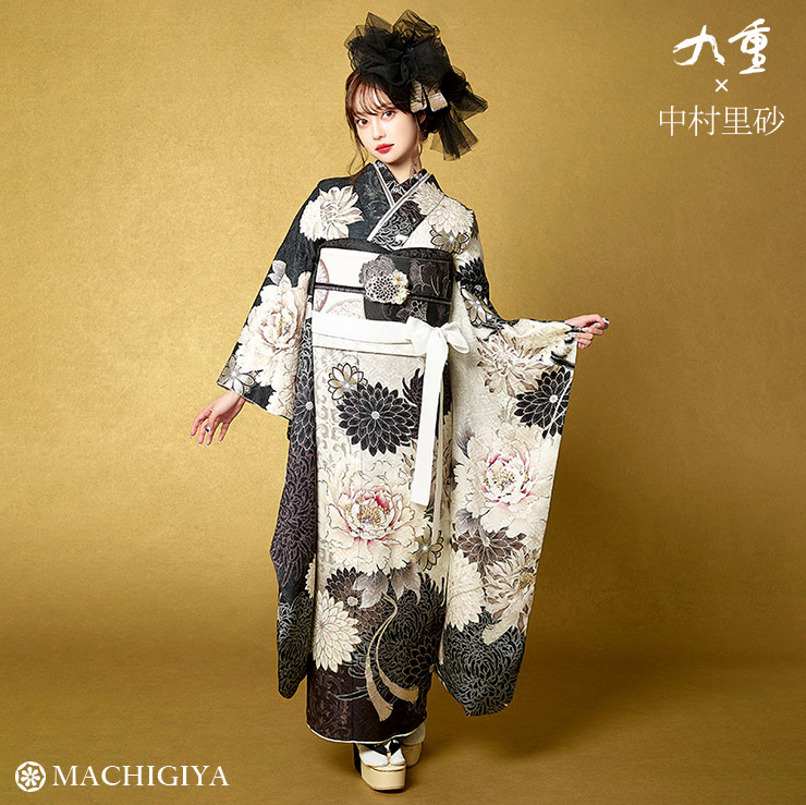 振袖 フルセット 白と黒の花柄 豪華な帯結び 一蔵 オンディーヌ 楽天