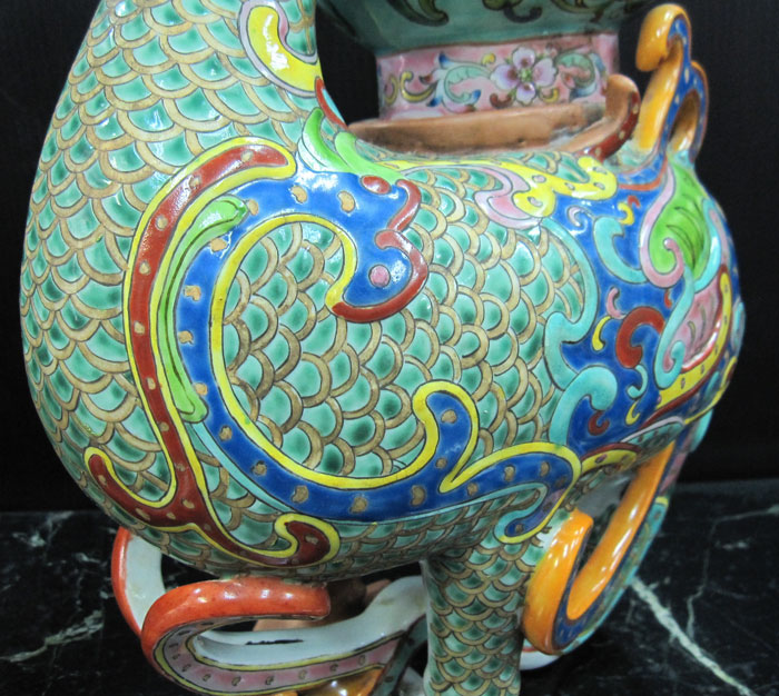 清同治青花穿花麒麟紋茶蓋缶 景徳鎮 陶磁器 装飾品 現代工芸品 美術品