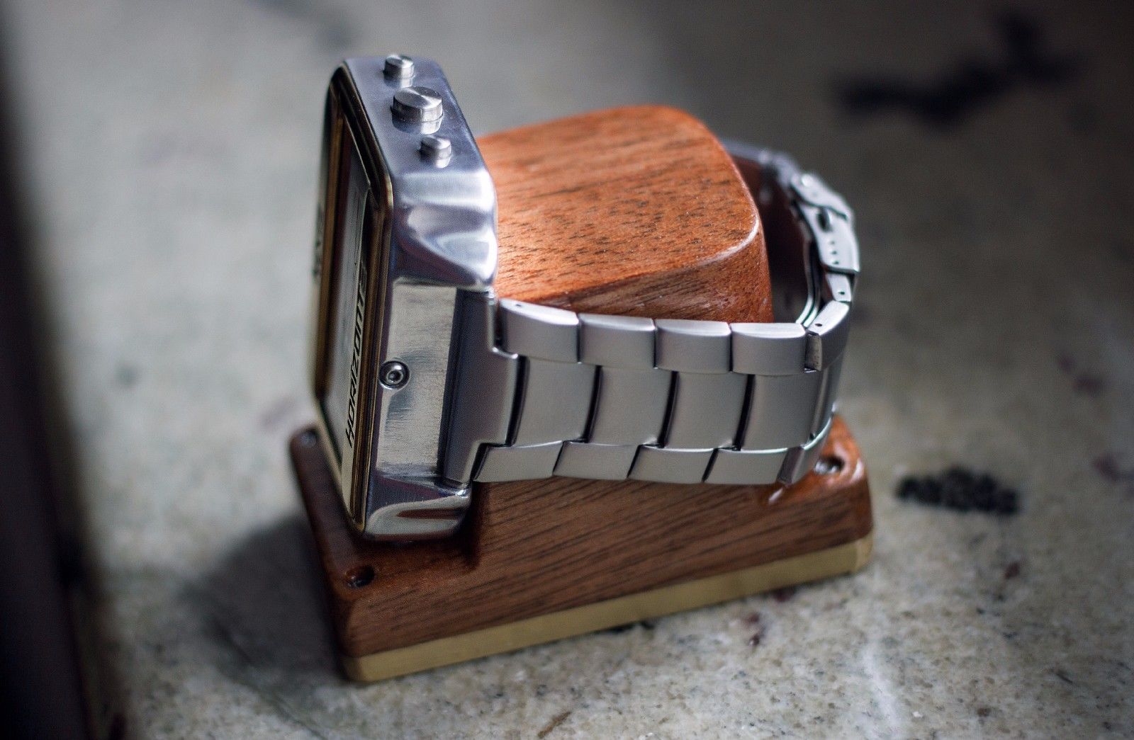 ニキシー管時計 Z573M仕様 受注：NATURAL NIXIE｜ニキシー管時計 – 830