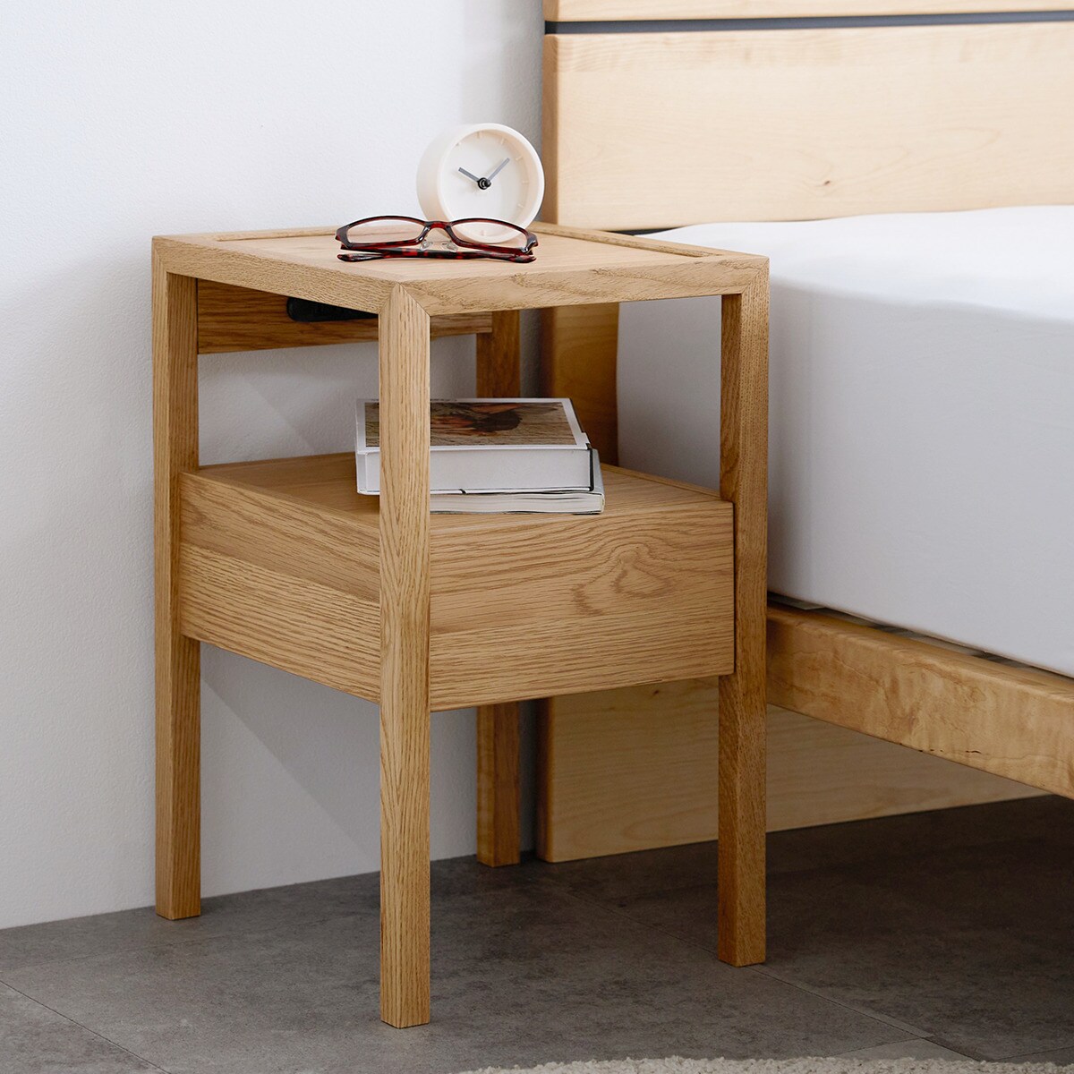 東京都内23区配送無料】定価4万円 無印 テーブル 飾り棚 机 サイド