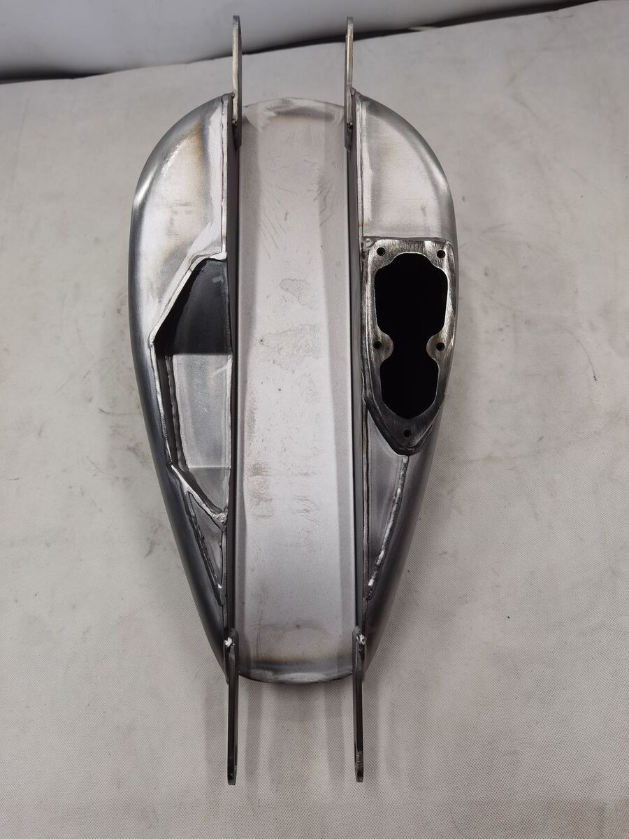 楽天市場】T-135 ソフテイル 2018〜2022年用 スポーツスタータンク