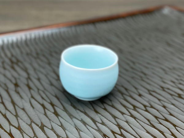 楽天市場】青磁 丸盃 / 日本酒 SAKE 盃 杯 お猪口 おちょこ 食器