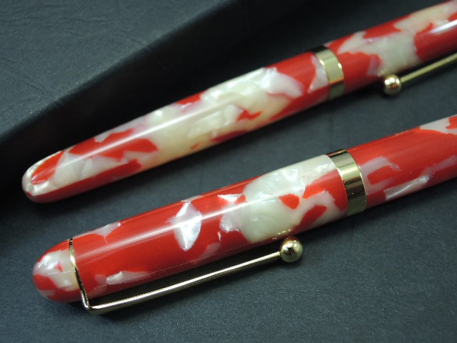 楽天市場】大西製作所オオニシセイサクショセルロイド軸万年筆【金魚