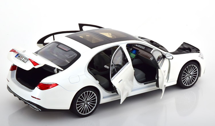 204-018 ノレブ 1/18 メルセデスベンツ GLL 2019 White 204-018 ノレブ