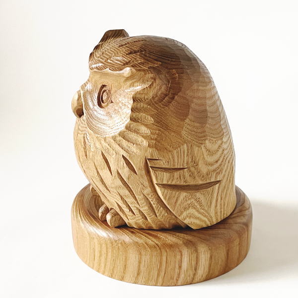 楽天市場】送料無料 木彫り しまふくろうの置物 槐（えんじゅ）の木