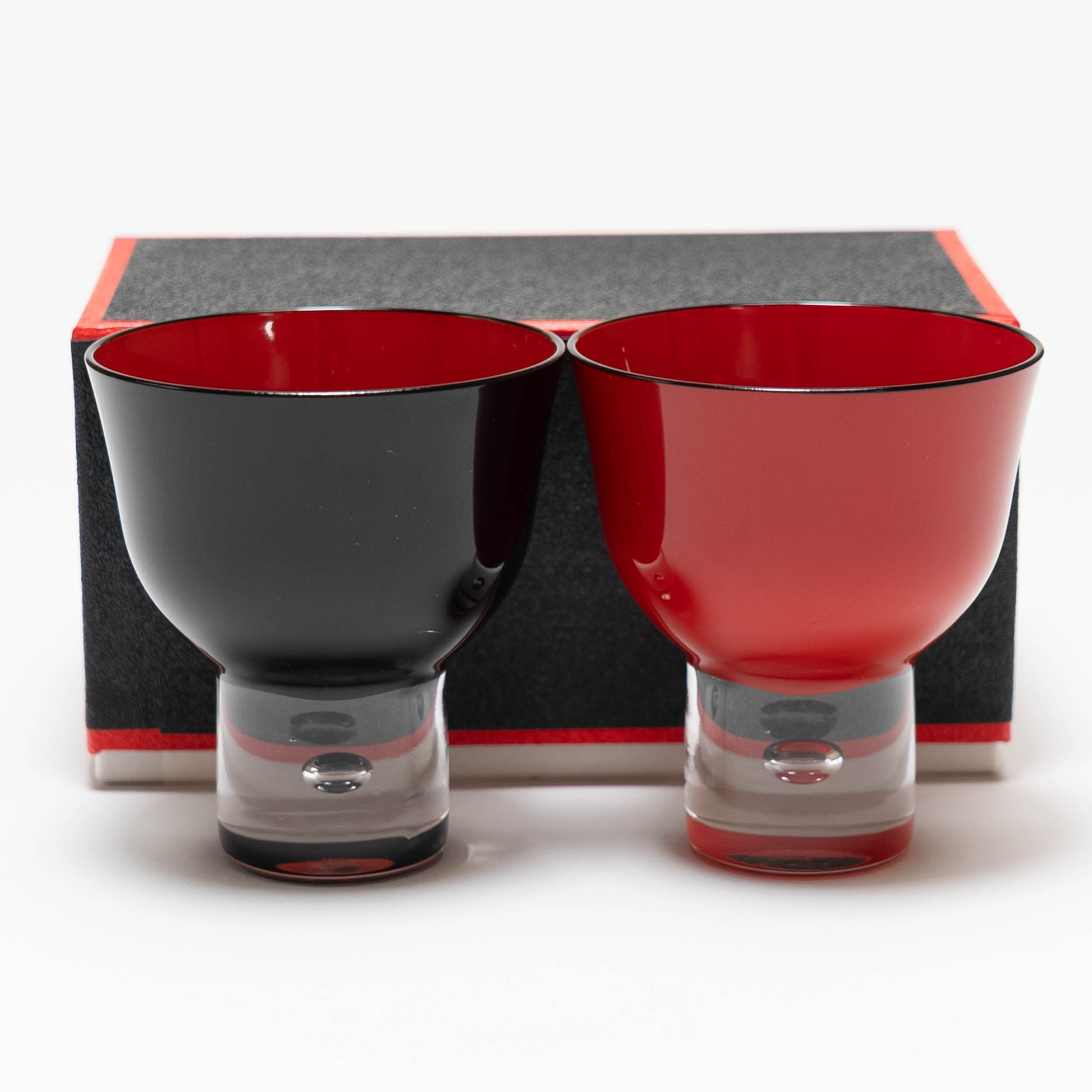 大館秋田天然杉の漆塗赤黒ツートンカラー角樽 大館秋田天然杉の漆塗