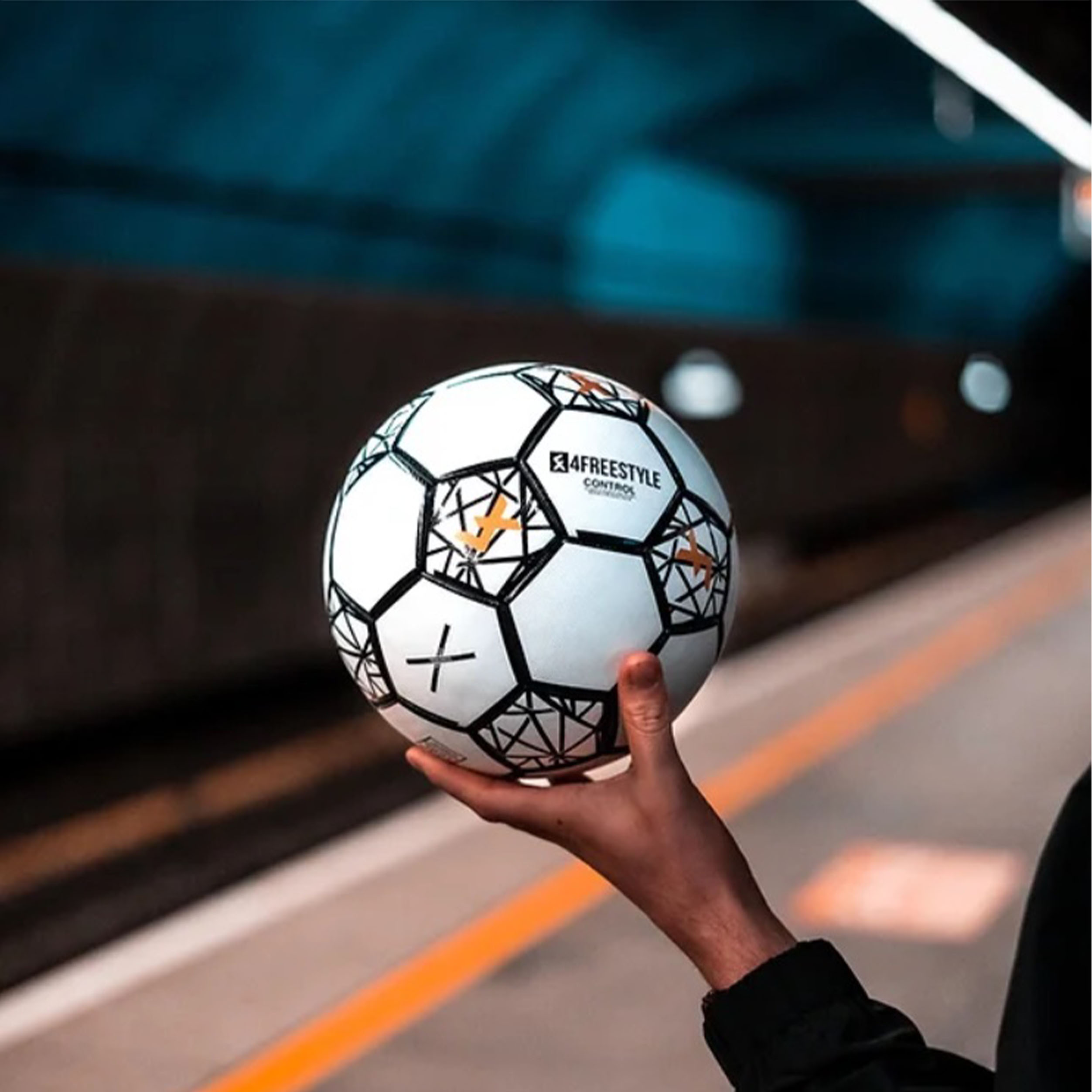 楽天市場】Off-Pitch オフピッチ 日本正規取扱店 CONTROL BALL V4