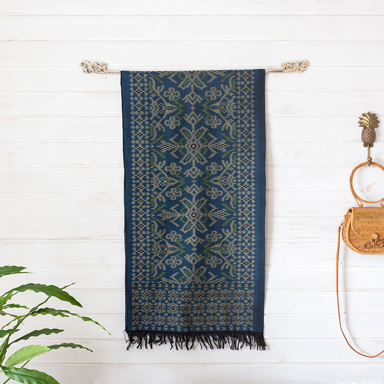 楽天市場】木製の アジアン イカットハンガー Gタイプ アンティーク