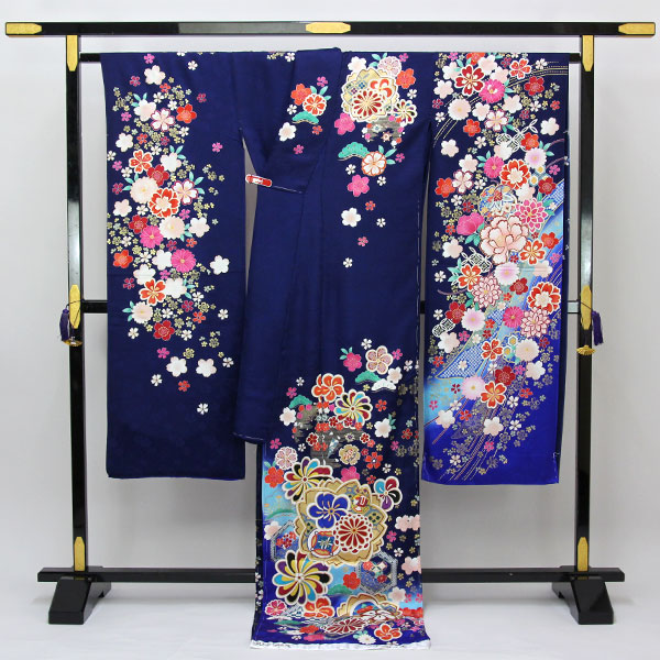 振袖フルセット(7点)・総絞り・京都きもの友禅・エンボス加工・駒刺繍