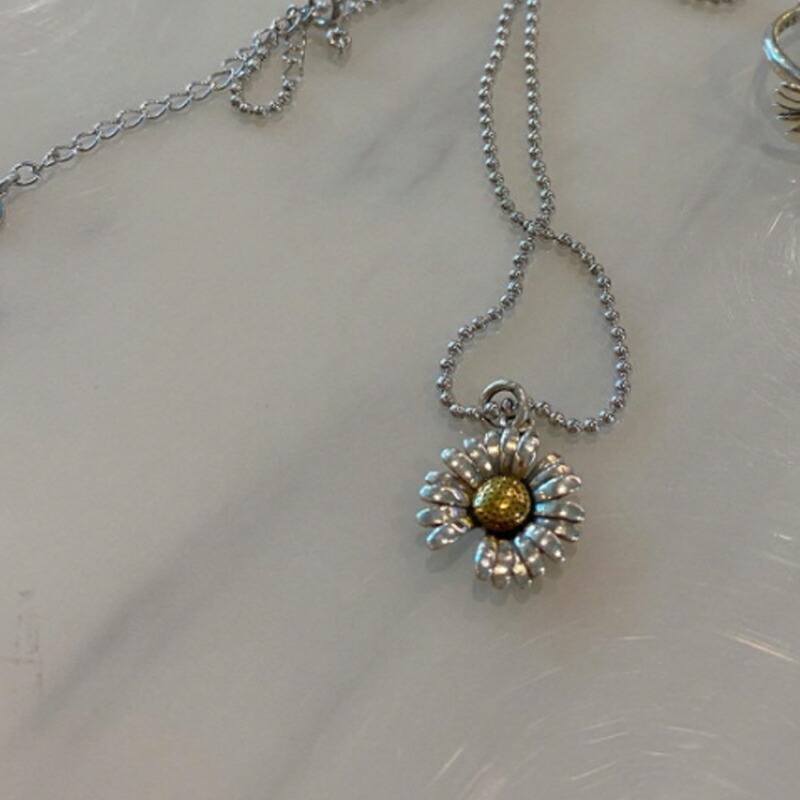 楽天市場】☆配送無料☆ [bloomde] Daisy Flower Necklace Silver925