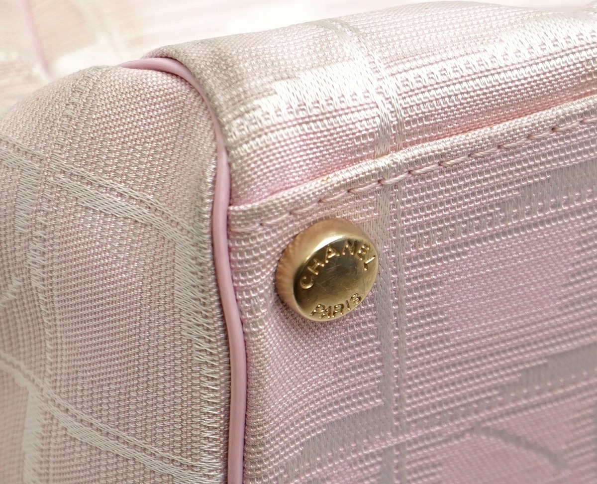 花*花さま専用CHANEL ニュートラベルライン ペット キャリーバッグ は