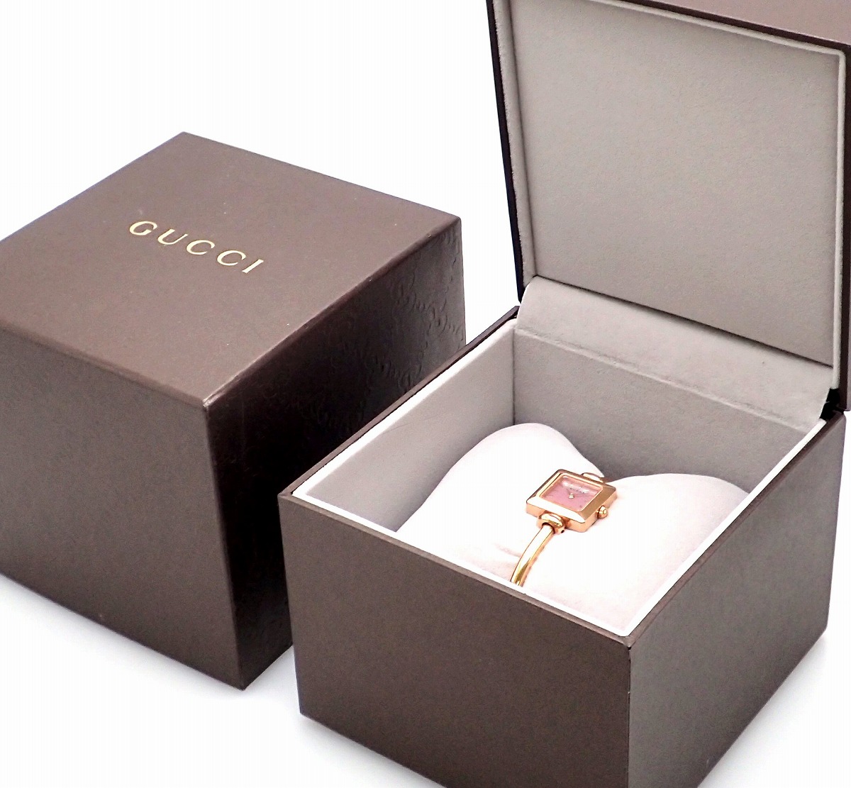 GUCCI バングルウォッチ シェル盤 箱付き 腕時計 ブレスレット 純正箱