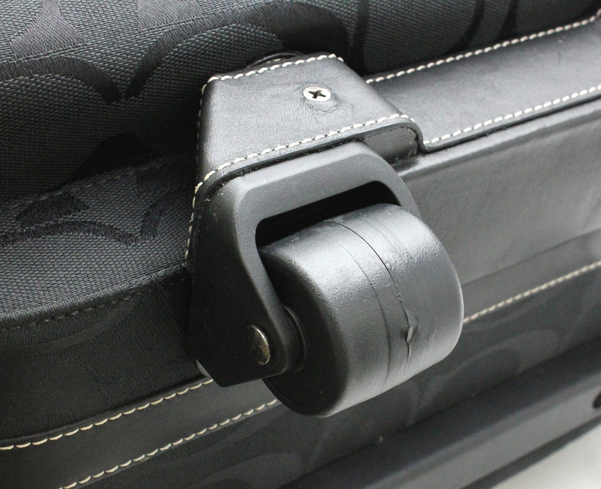 楽天市場】【未使用品】【バッグ】COACH コーチ シグネチャー キャリー