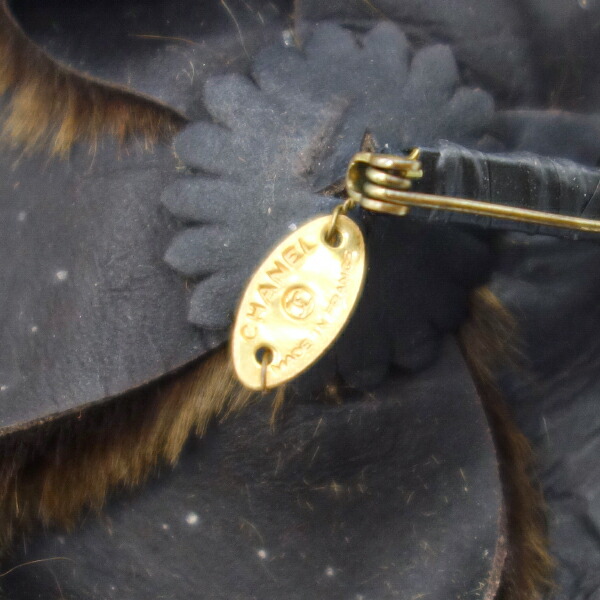 楽天市場】CHANEL シャネル カメリア ファーブローチ ブラウン 【中古