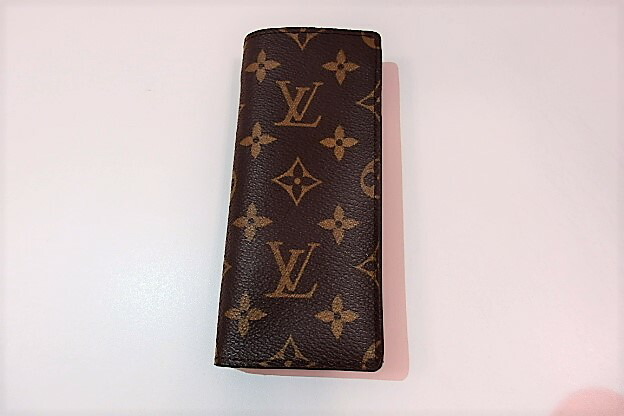 ルイヴィトン メガネケース モノグラム エテュイ リュネット ウディ