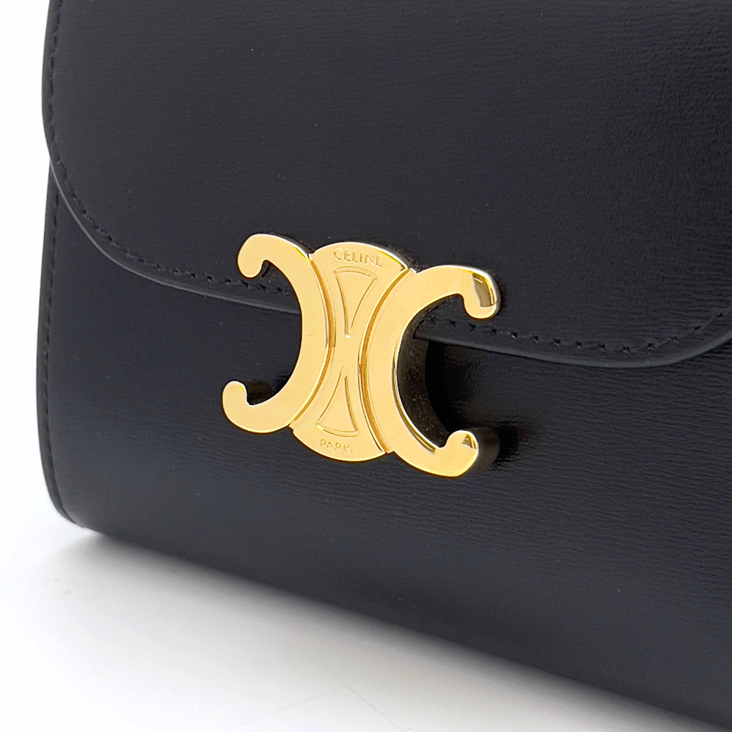 美品CELINE セリーヌトリオンフカーフスキン三つ折り財布ミニ財布