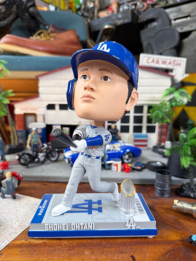 楽天市場】世界限定7000体 2024年ワールドシリーズ優勝記念