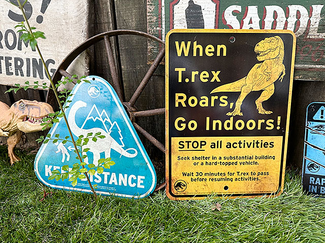 ジュラシックパーク 大型メタルサイン 希少 ジュラシックパーク 大型