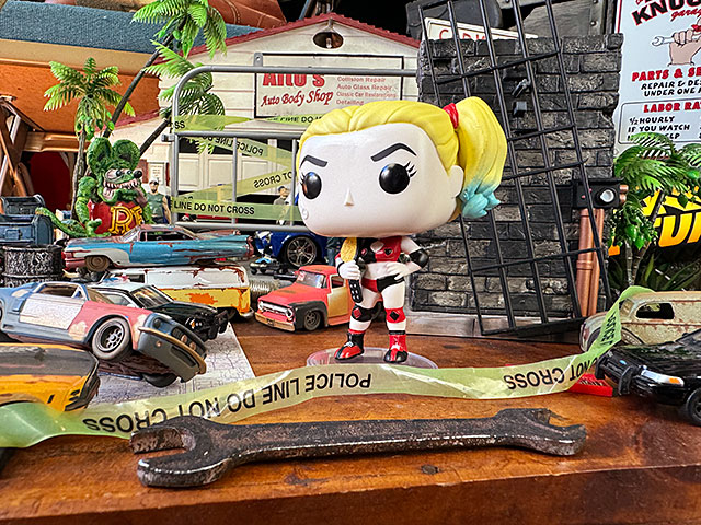 最終価格 FUNKO POP ハーレイクイン マーゴットロビー 直筆サイン