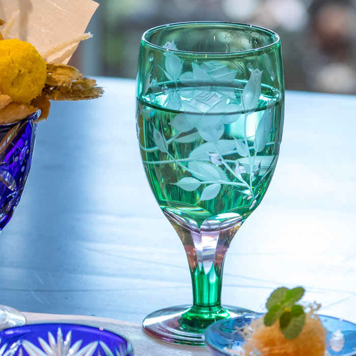 楽天市場】江戸切子 足付グラス 【硝子工房 彩鳳 直営店】 薔薇文様 足