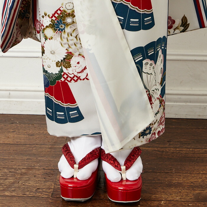 楽天市場】【予約商品】振袖単品「 花蝶妃 」公式 ふりふ 振袖 蝶 扇