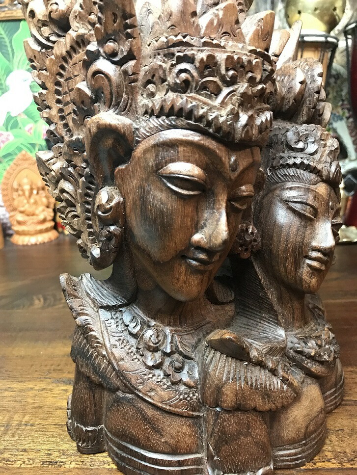 インドネシア バリ島 MANIS ART SHOP 木彫り 女神像 25ケ418