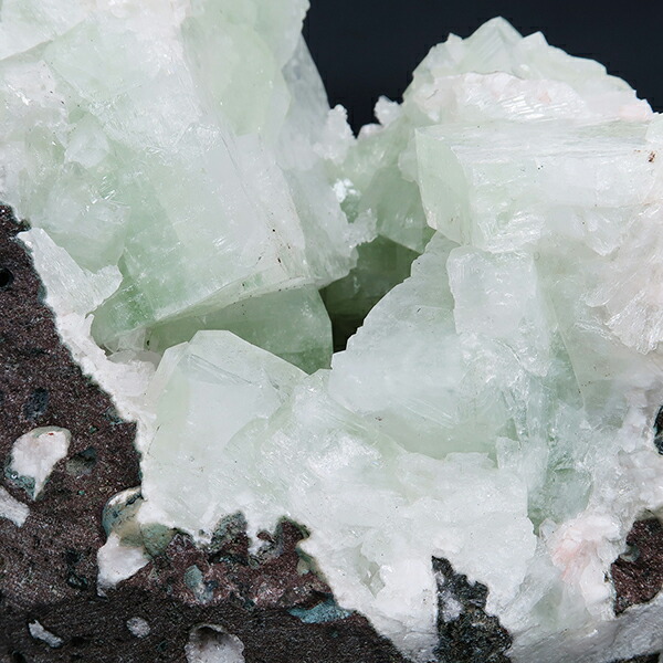 楽天市場】グリーンアポフィライト 原石 約2104g アポフィライト