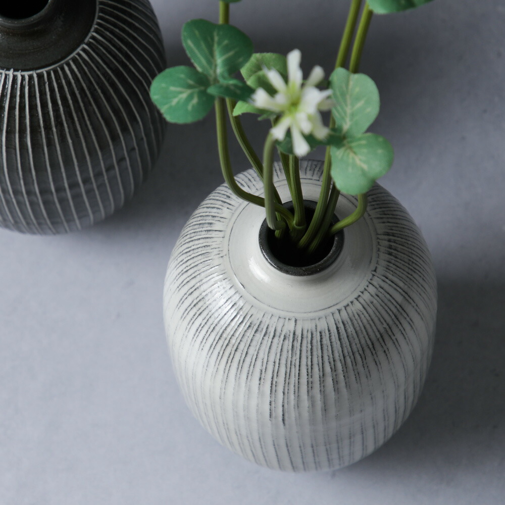 楽天市場】一輪差し 清水焼 作家物 関 黒十草 白十草 一輪生 一輪挿し