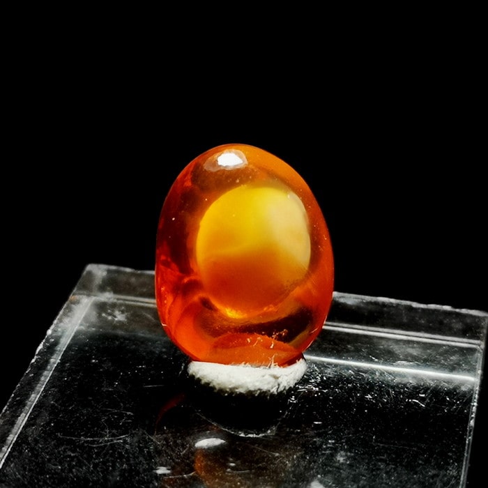 青い斑の浮かぶ魅力的なオレンジオパール74.5ct/ファイアオパール/鉱物