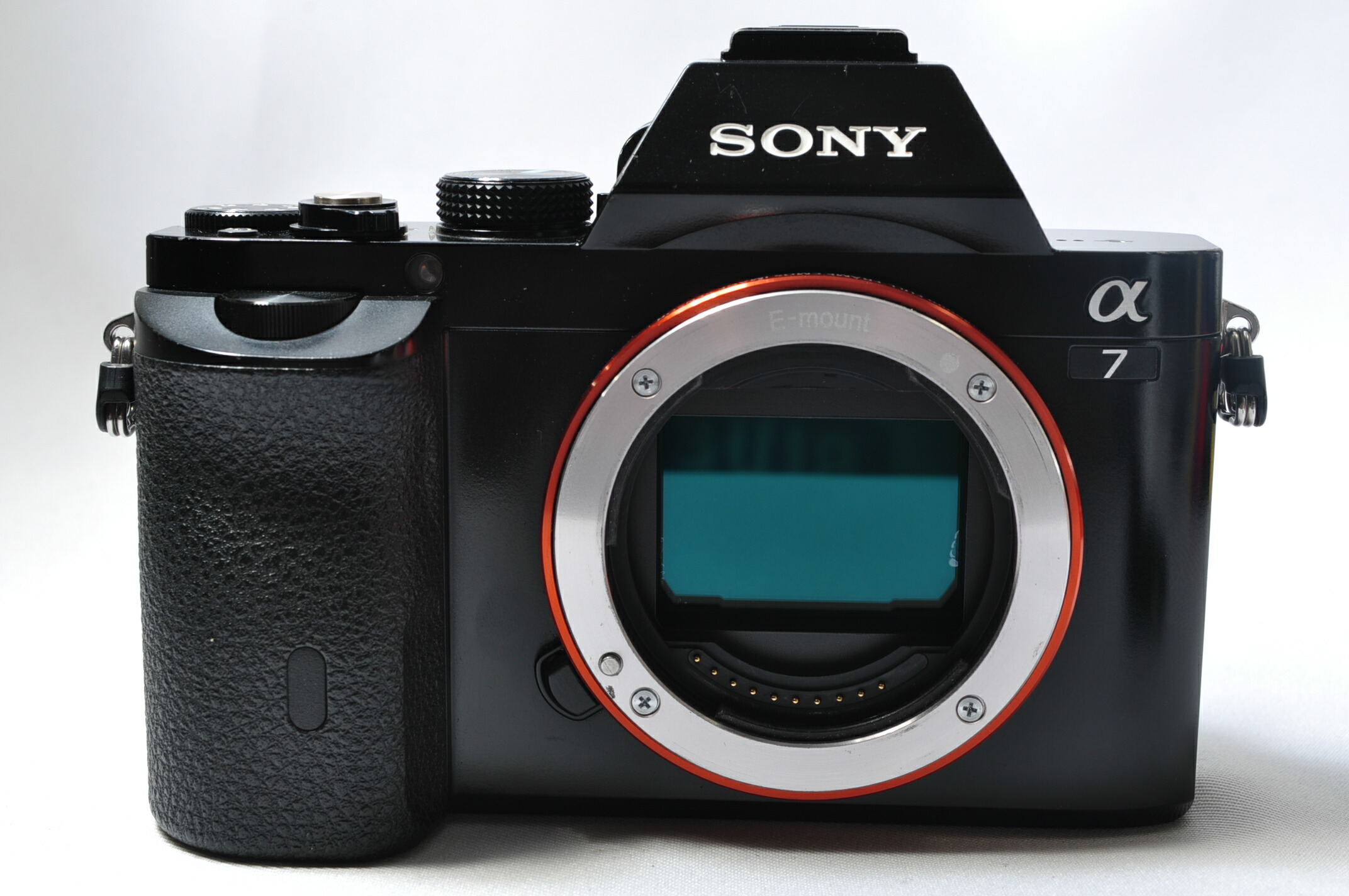 sony-a7-body_1.jpg
