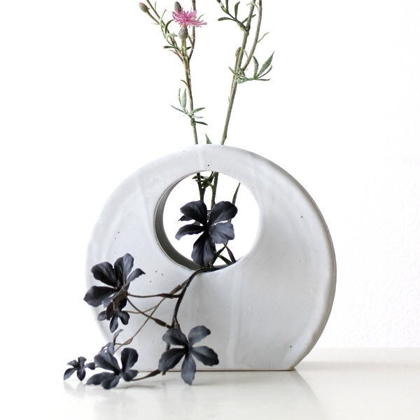 楽天市場】花瓶 陶器 一輪挿し おしゃれ 花器 フラワーベース 花入れ