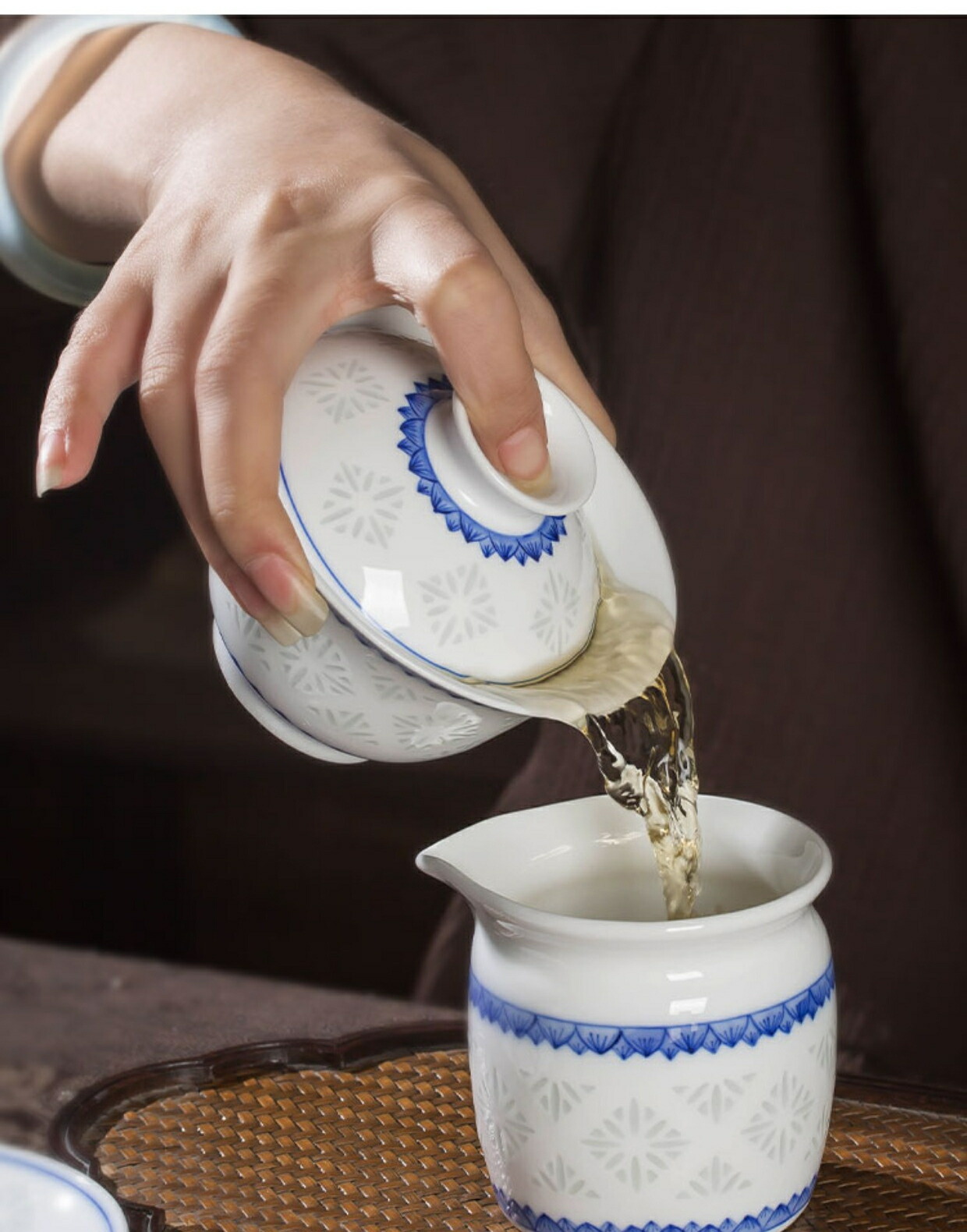 楽天市場】透かし模様で茶の色が見える 玲瓏磁器 玲瓏磁 手作り 白磁