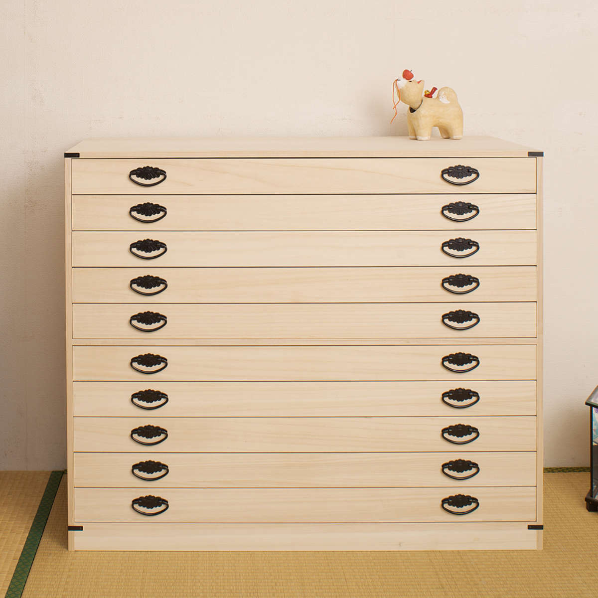 楽天市場】桐タンス 幅99.5cm 浅型 10段 台輪あり 着物用 日本製 （ 桐