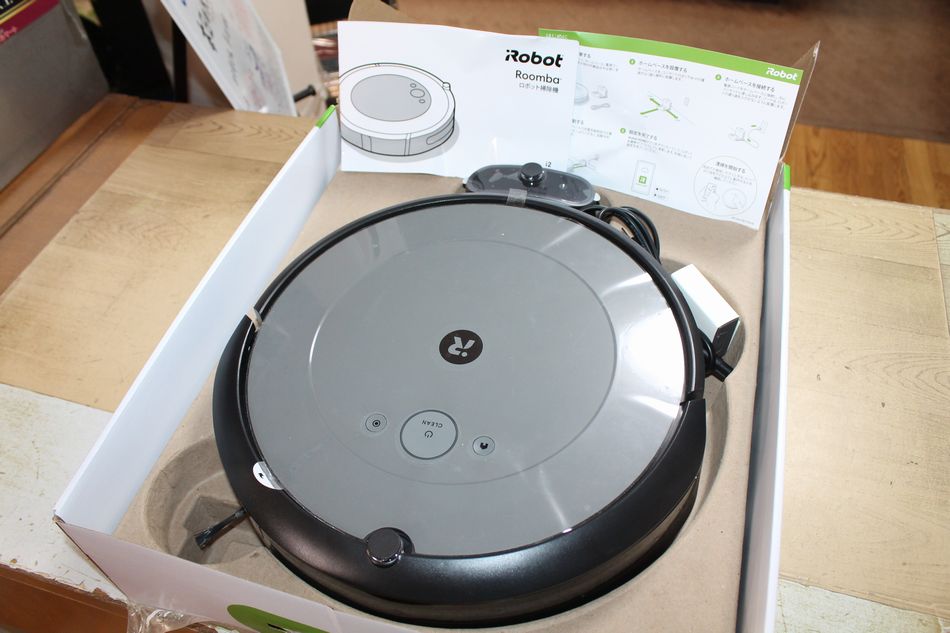 楽天市場】[中古] iRobot Roomba ロボット掃除機 i215860 アイロボット