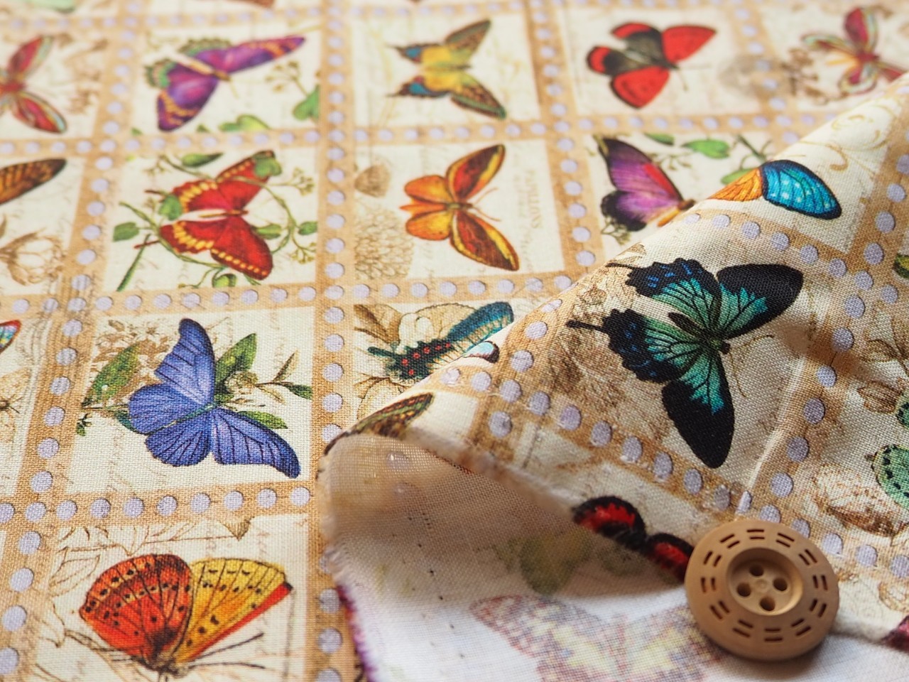 楽天市場】輸入 USAコットン 生地 布 ライブラリー オブ レアリ