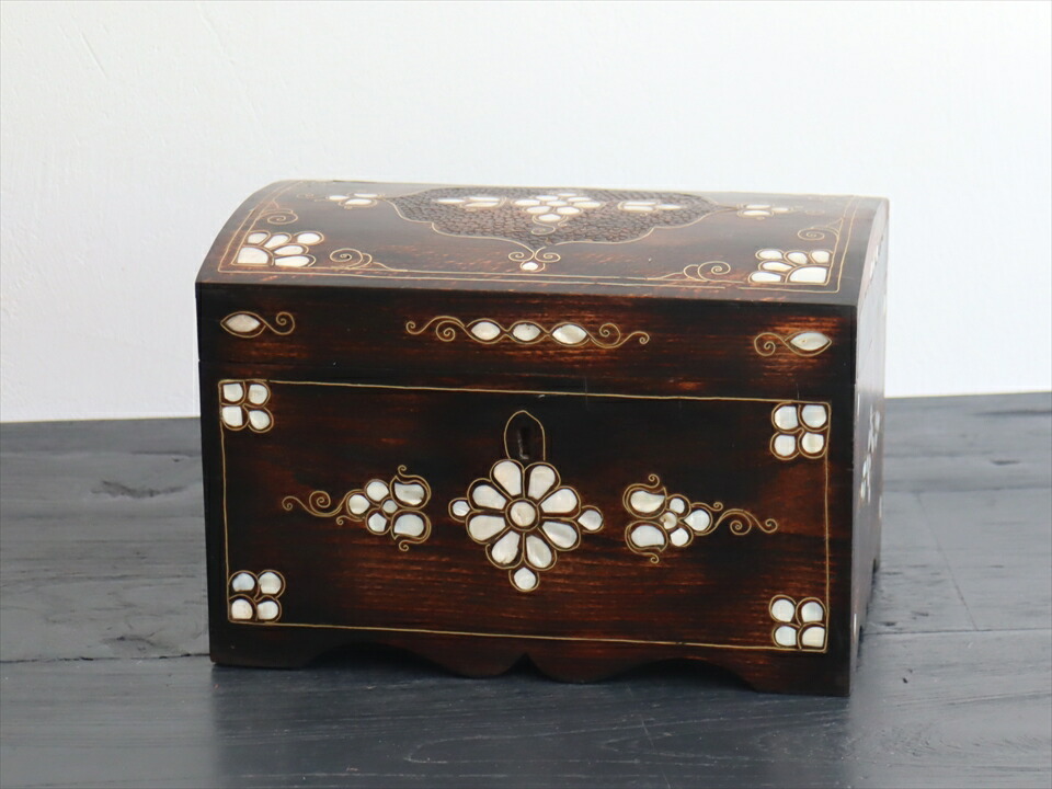 楽天市場】【15%OFFクーポン対象】螺鈿細工木製宝箱 W28×H19×D18.5cm