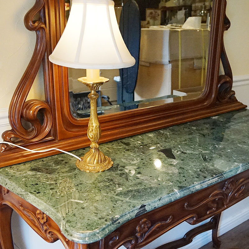 地域限定無料配送】大理石の天板が美しいイタリア製のコーナー