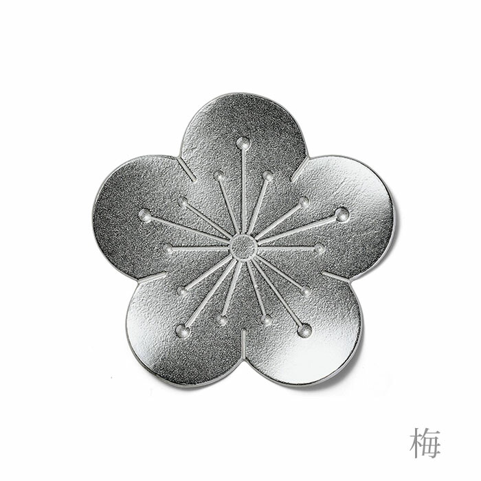 銀製 花モチーフ ブローチ銀皿 68、5g 銀製 花モチーフ ブローチ銀皿