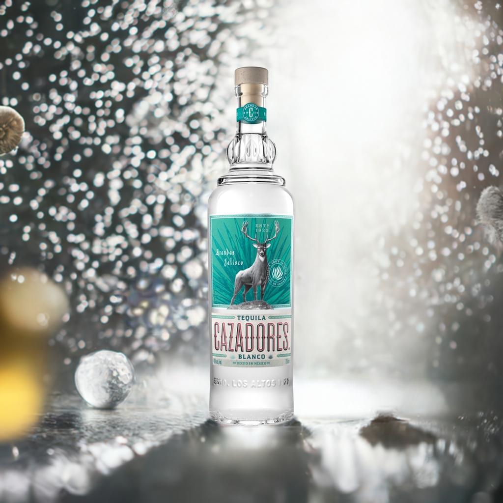 楽天市場】カサドレス ブランコ テキーラ 700ml 40度 Cazadores Blanco