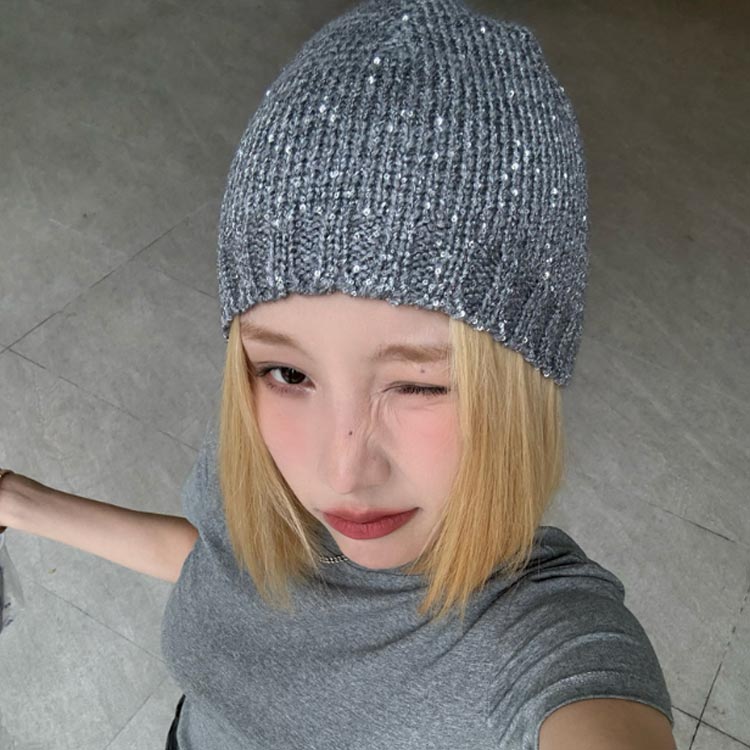 モンクレ ニット帽 ビーニー アイボリー キラキラ モンクレ ニット帽