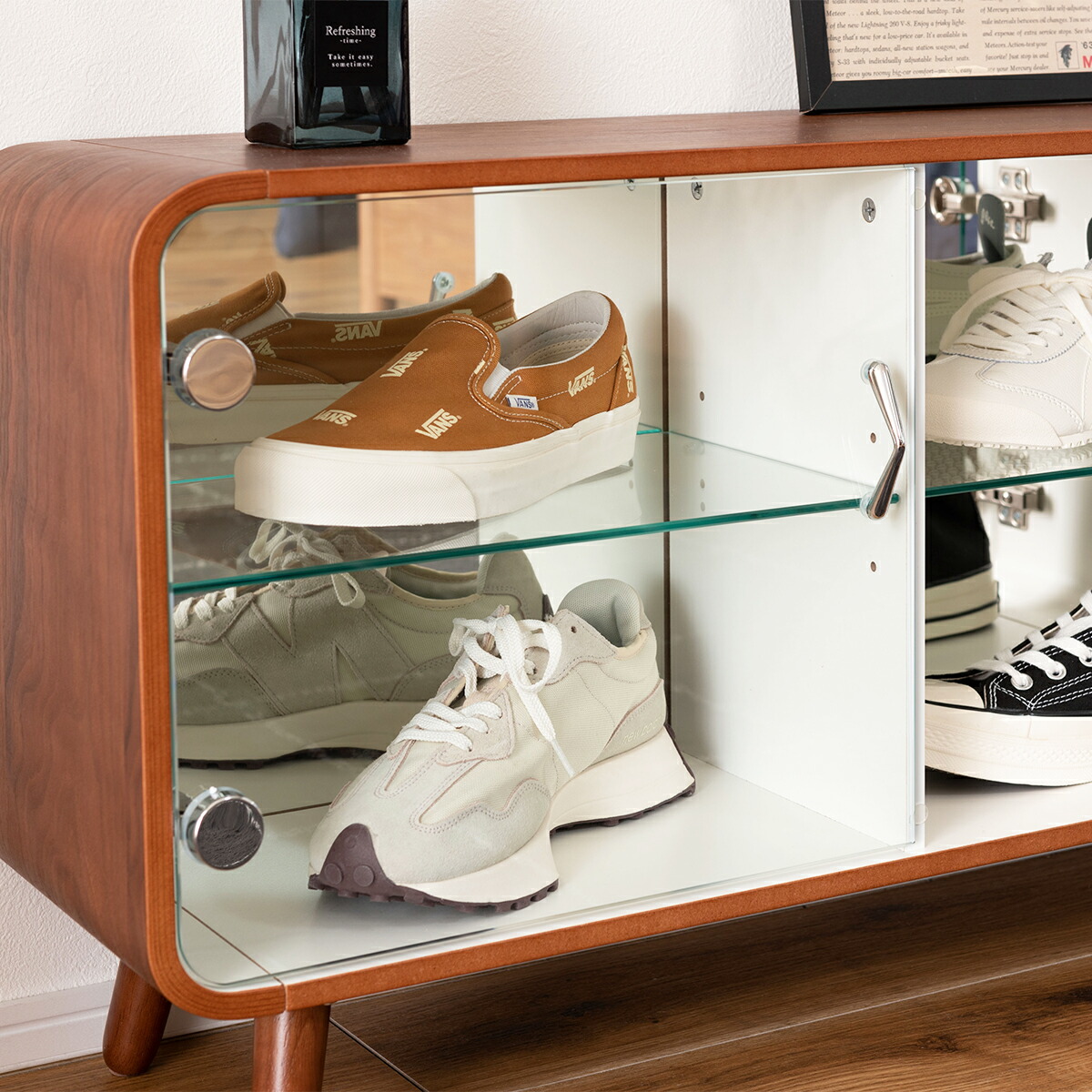 楽天市場】ディスプレイラック 2段 横型 ガラス扉付き 背面ミラー 北欧