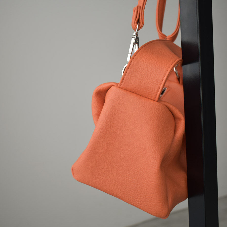 楽天市場】ミニボックス ショルダーバッグ ホワイト/オレンジ/ブラック