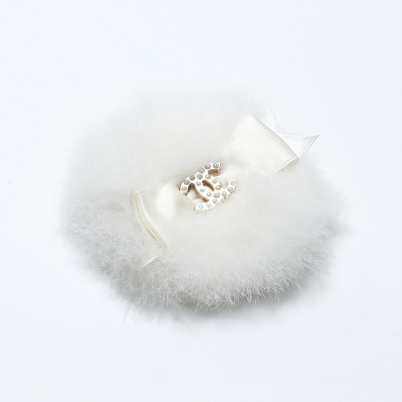レア☆CHANELシャネル☆ファー＆リボン&パールココマークブローチ白