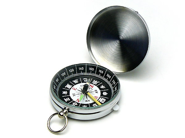 楽天市場】【送料無料メール便】コンパス 方位磁石 方位磁針 和文字