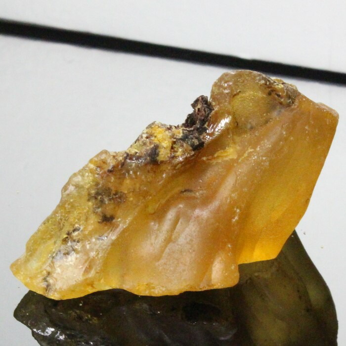パワーストーン原石アンバー（琥珀）105g№589