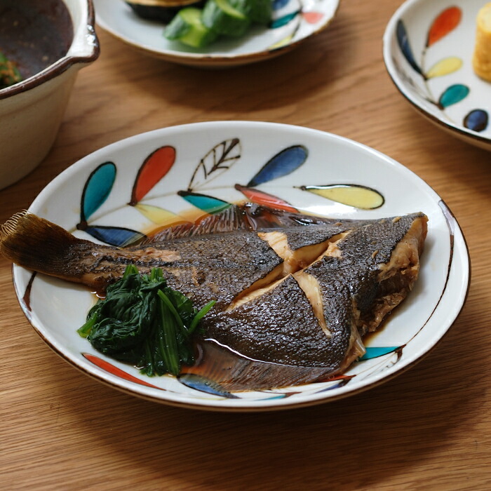 華やかに、九谷の皿を食卓に」 九谷焼色絵皿(直径21cm) 2客セット 骨董