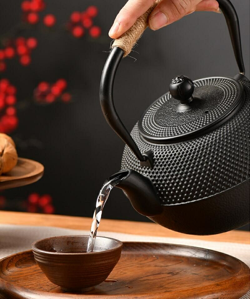 鉄瓶 茶道に使う鉄の急須 南部鉄器 鉄瓶 急須 茶道具 茶器 箱付 新品