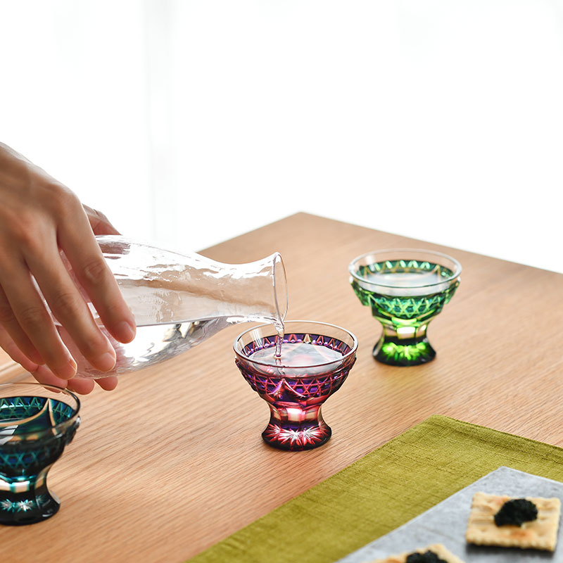 骨董 時代ガラス 希少 金赤色吹雪変わり紋 手裏剣脚付 氷コップ1客