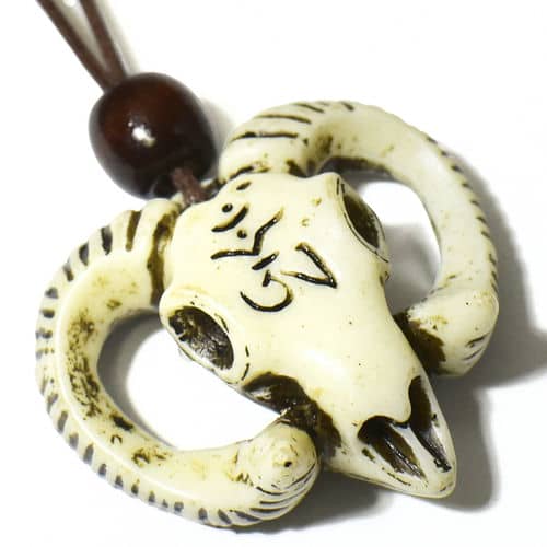 楽天市場】チベット ヤクの骨 カービング ペンダント ネックレス 水牛